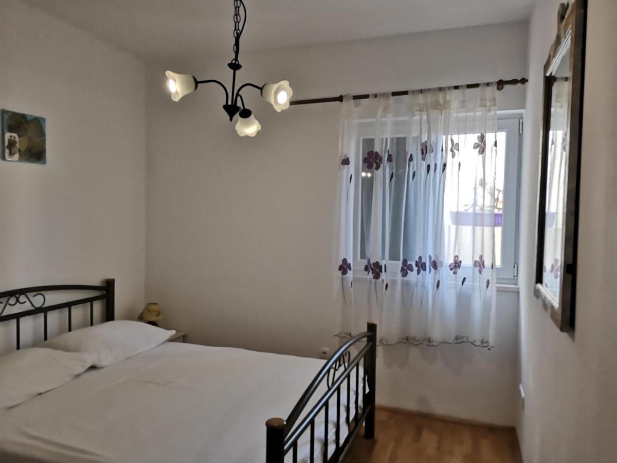 Villa Fortudor Milna  Exteriér fotografie