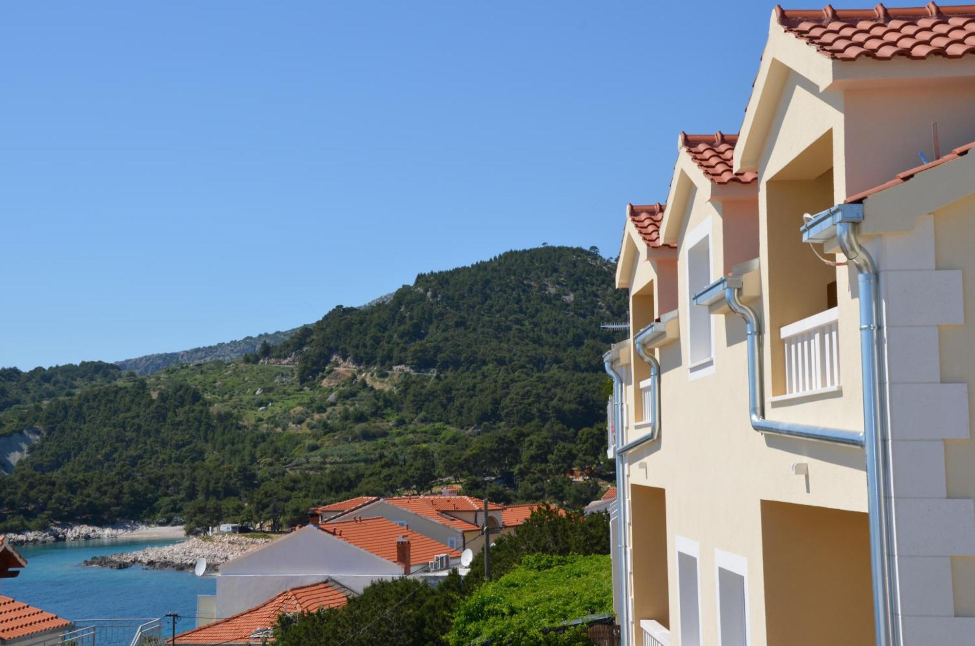 Villa Fortudor Milna  Exteriér fotografie
